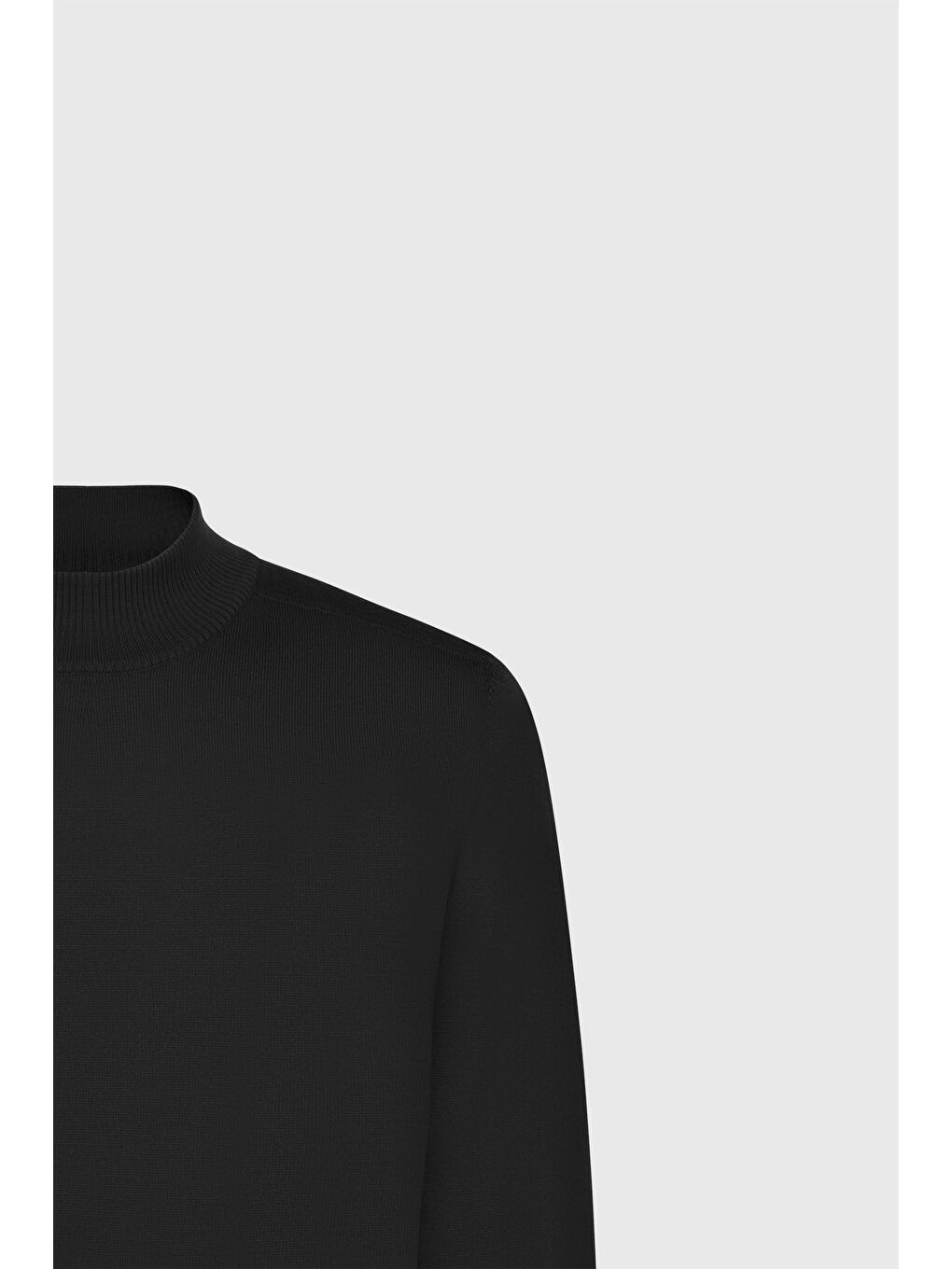 Erkek Siyah Pamuklu Standart Fit Normal Kesim Yarım Balıkçı Yaka Triko Kazak-7