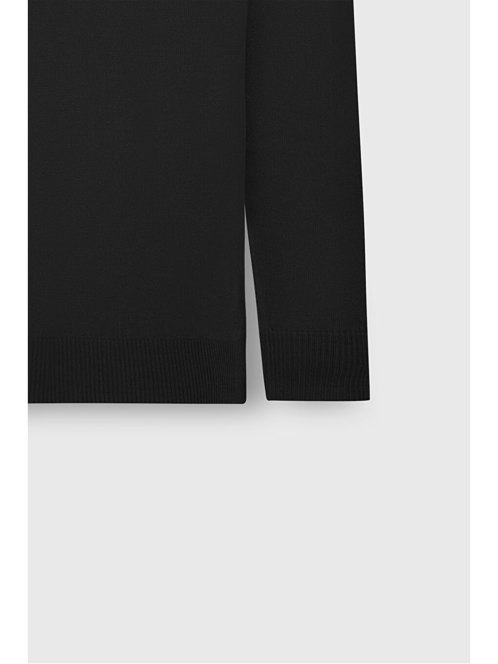 Erkek Siyah Pamuklu Standart Fit Normal Kesim Yarım Balıkçı Yaka Triko Kazak-8