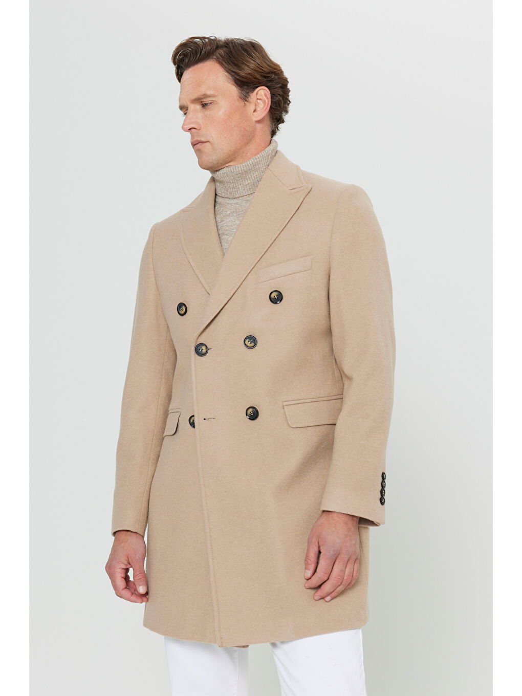 Erkek Bej Sıcak Tutan Standart Fit Normal Kesim Mono Yaka Kapak Cepli Palto-2