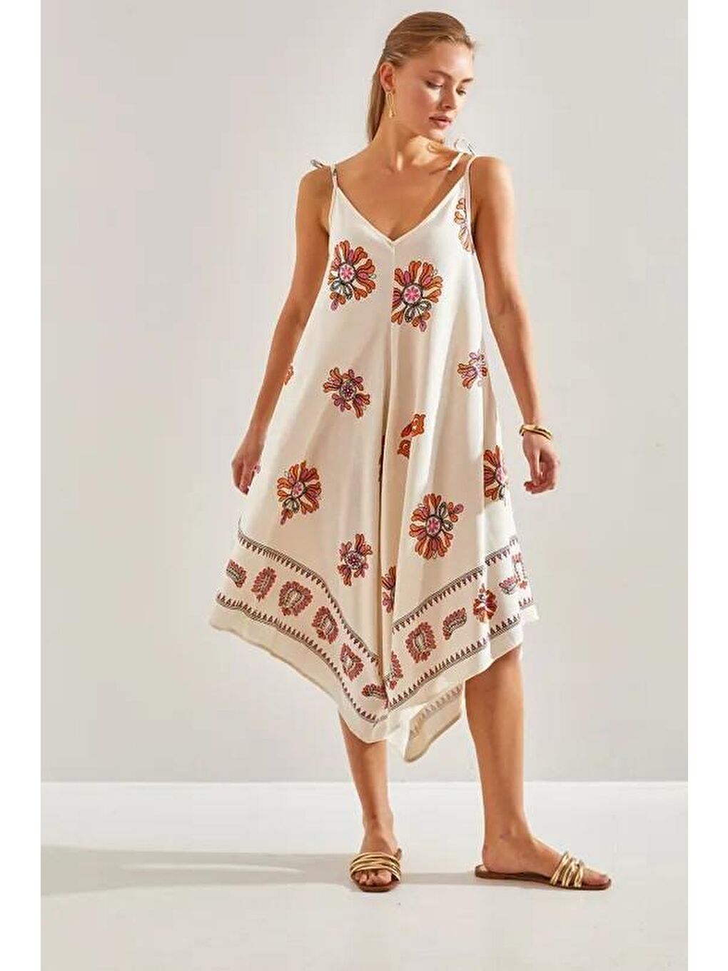 Bej Kadın İp Askılı Multi Desenli Tulum 60101059-4