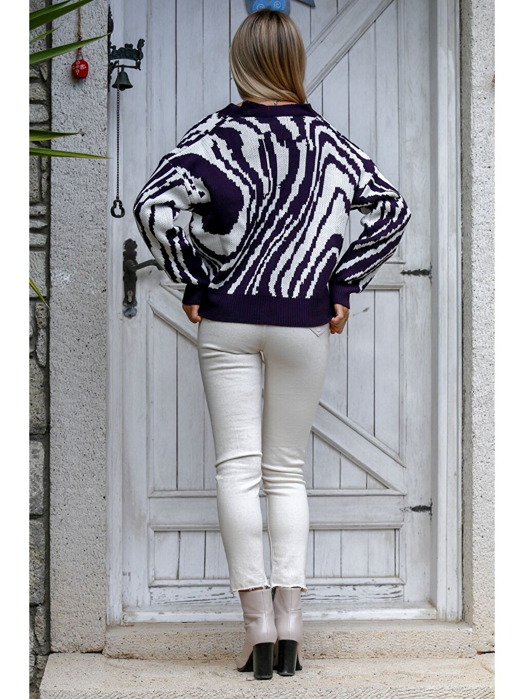 Mor-Beyaz Uzun Kol Desenli Düğmeli Triko Casual Hırka-1