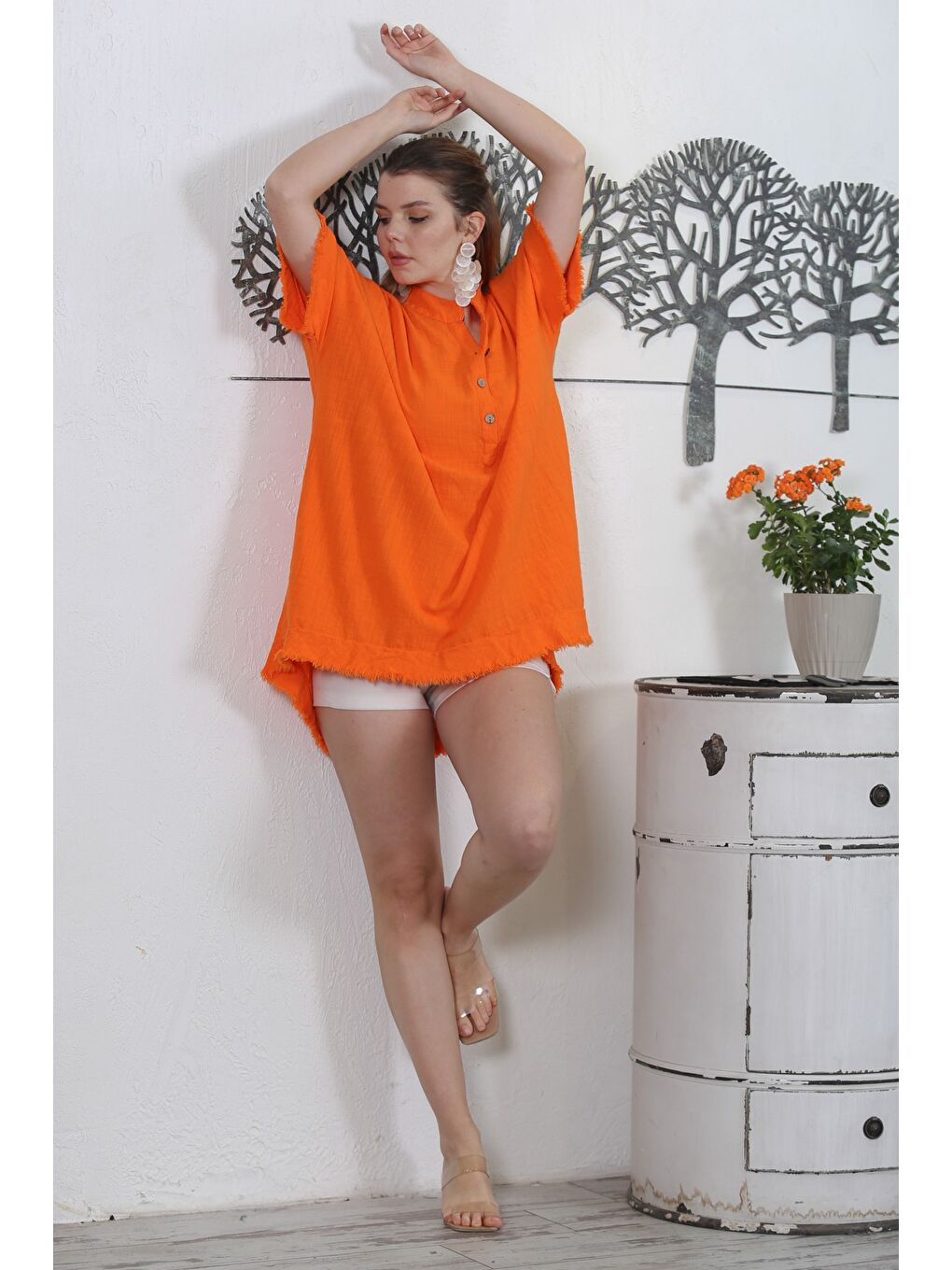 İtalyan Turuncu Hakim Yaka Kısa Kol Düğmeli Yıkamalı Kol Ve Etek Ucu Püsküllü Dokuma Casual Tunik-5