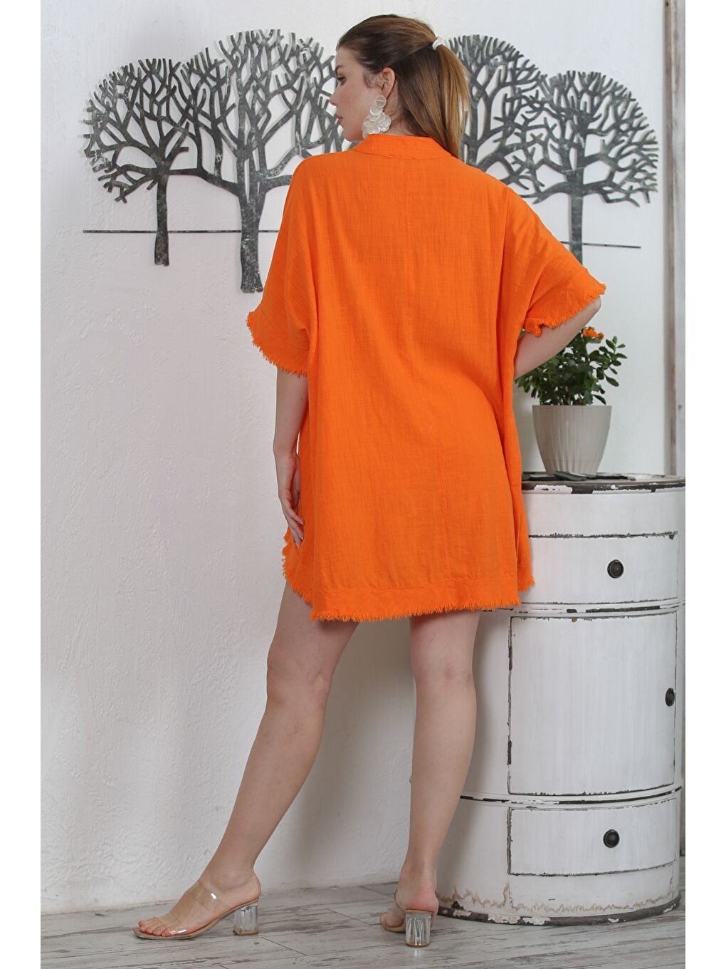 İtalyan Turuncu Hakim Yaka Kısa Kol Düğmeli Yıkamalı Kol Ve Etek Ucu Püsküllü Dokuma Casual Tunik-7