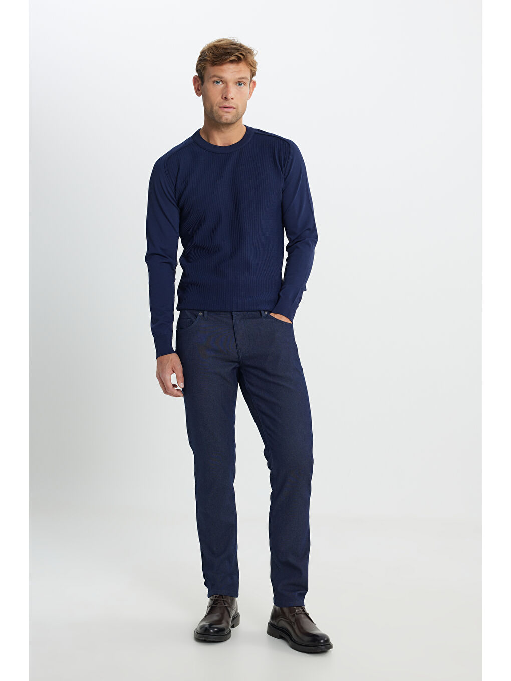 Erkek İndigo Pamuklu Slim Fit Dar Kesim 5 Cep Armürlü Denim Pantolon