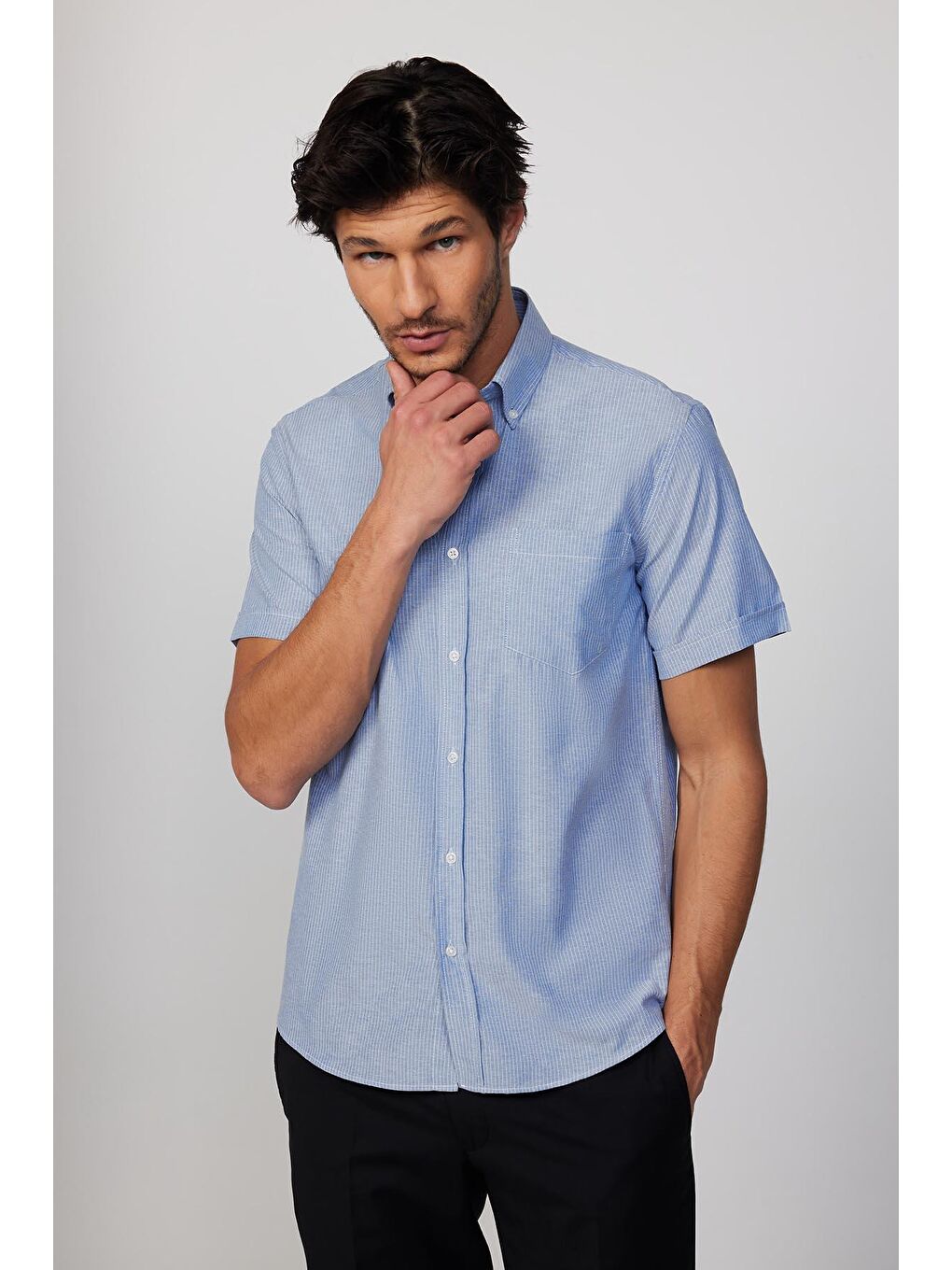 Erkek Regular Fit Klasik Kesim Pamuklu Tek Cepli Çizgili İndigo Düğmeli Yaka Gömlek-1