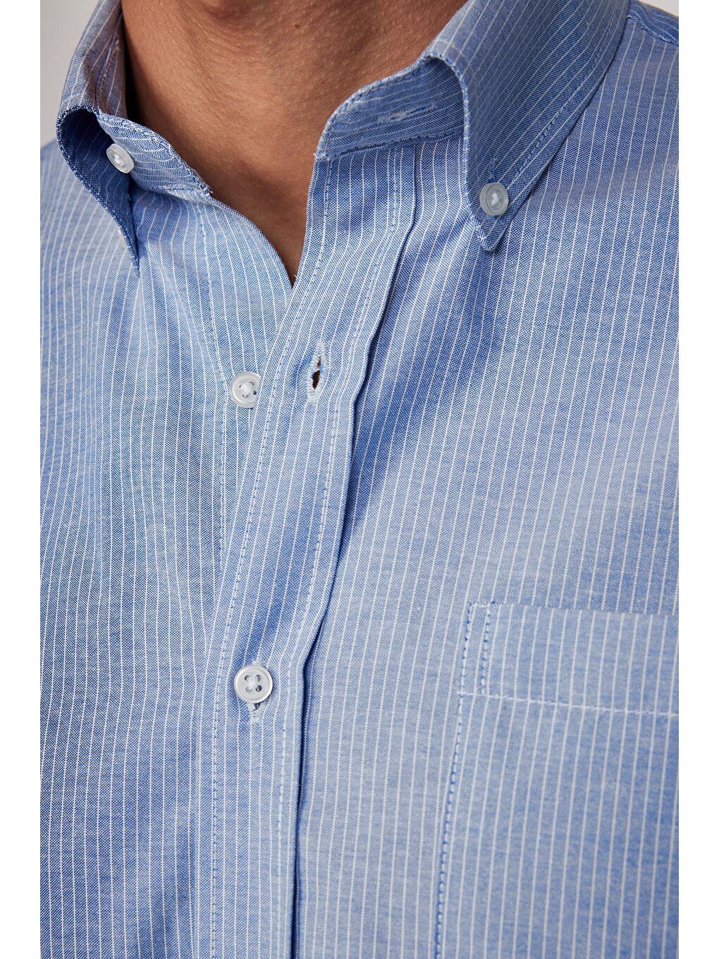 Erkek Regular Fit Klasik Kesim Pamuklu Tek Cepli Çizgili İndigo Düğmeli Yaka Gömlek-2