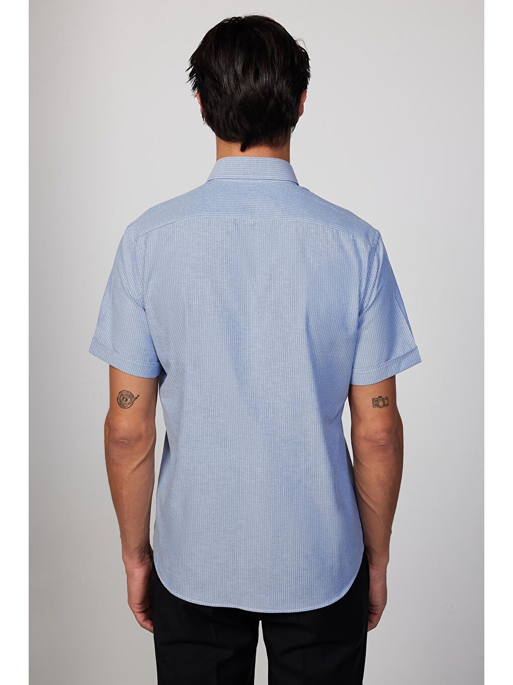 Erkek Regular Fit Klasik Kesim Pamuklu Tek Cepli Çizgili İndigo Düğmeli Yaka Gömlek-4