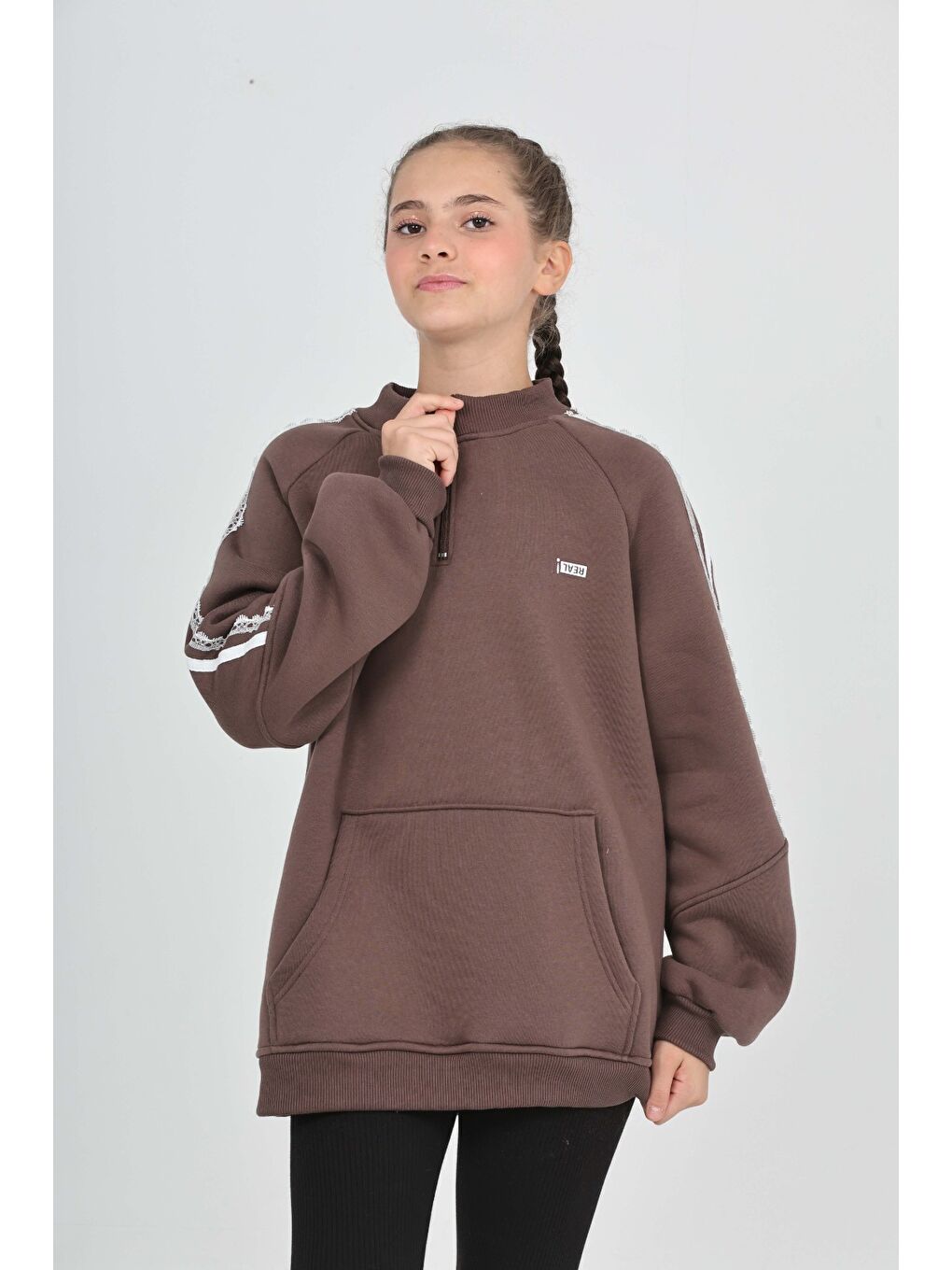 Kahverengi Kız Çocuk Relax Fit Yarım Balıkçı Yaka Reglan Kol Sweatshirt-4
