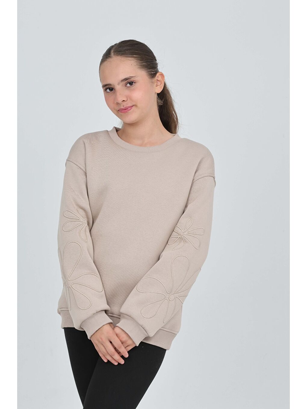 Bej Kız Çocuk Relax Fit Bisiklet Yaka Düşük Omuz Sweatshirt-4