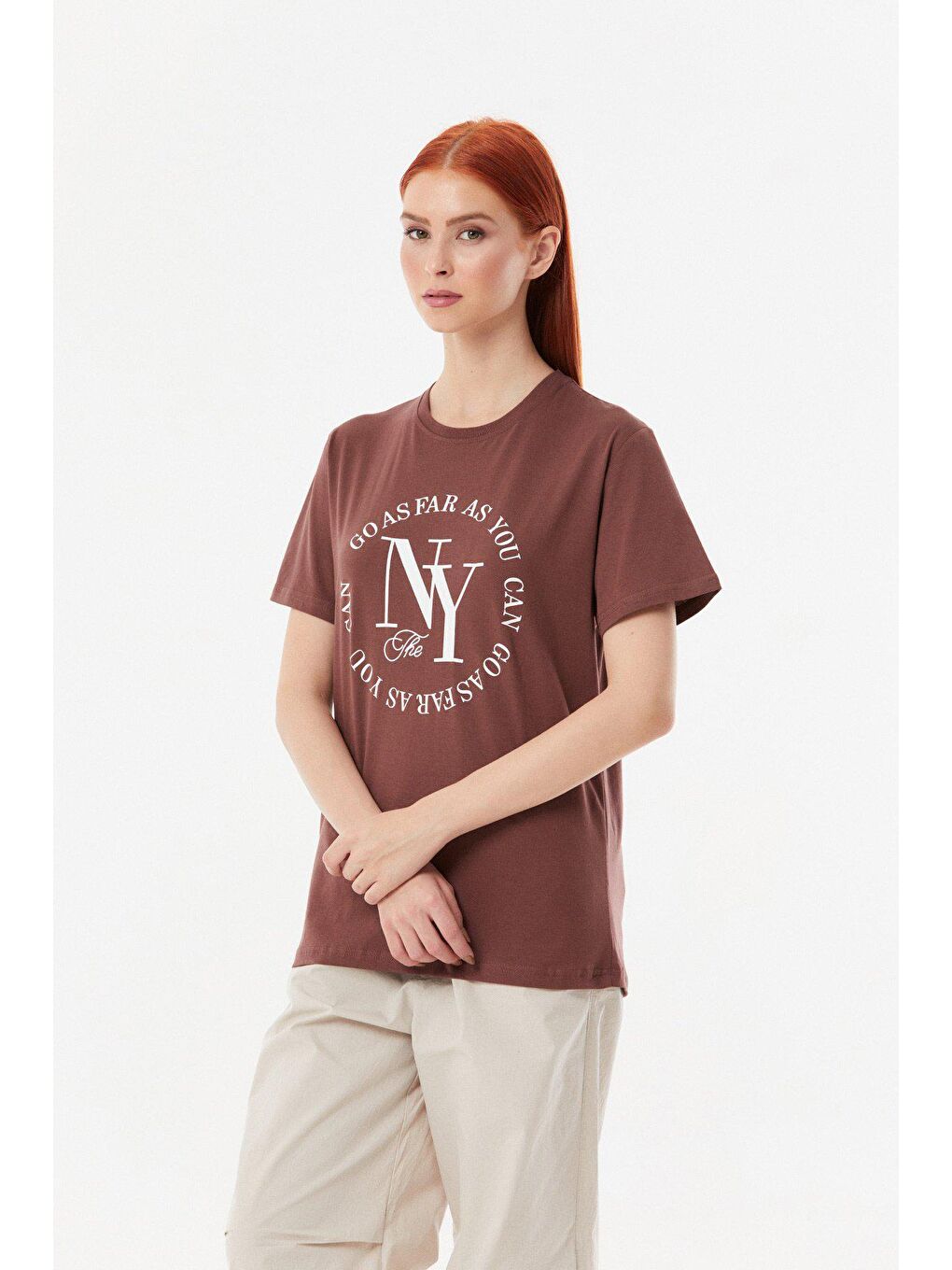 Kahverengi NY Baskılı Bisiklet Yaka Tişört-2