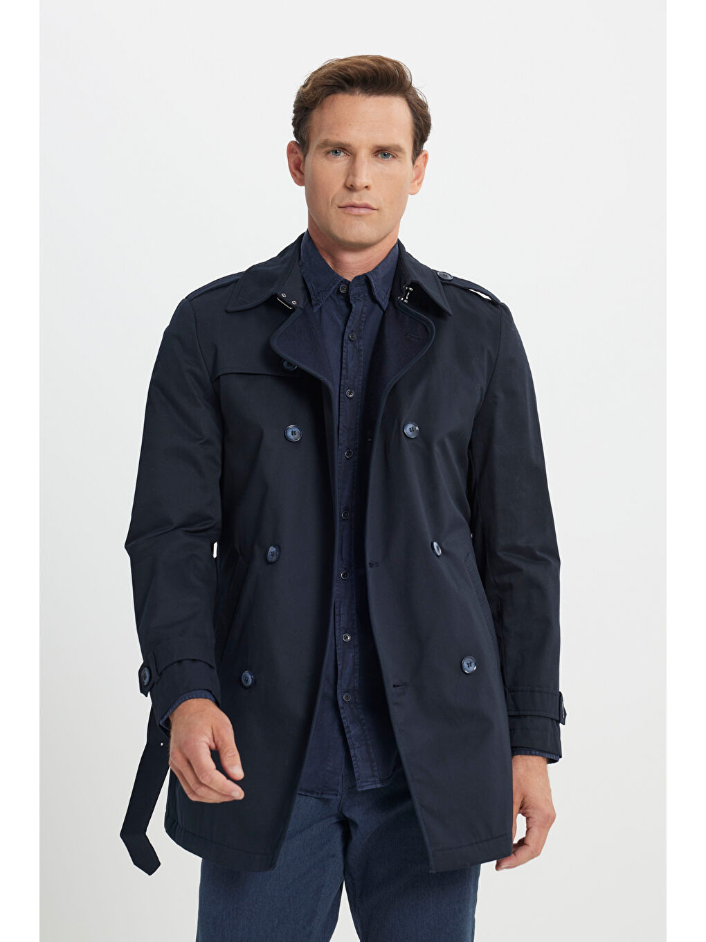Erkek Lacivert Pamuklu Standart Fit Normal Kesim Gömlek Yaka Düğmeli Yan Cepli Trençkot