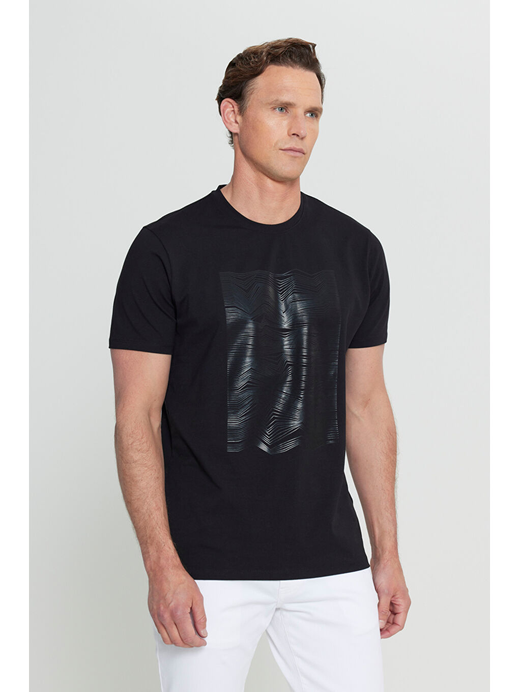 Erkek Siyah Pamuklu Slim Fit Dar Kesim Baskılı Esnek Tişört-2