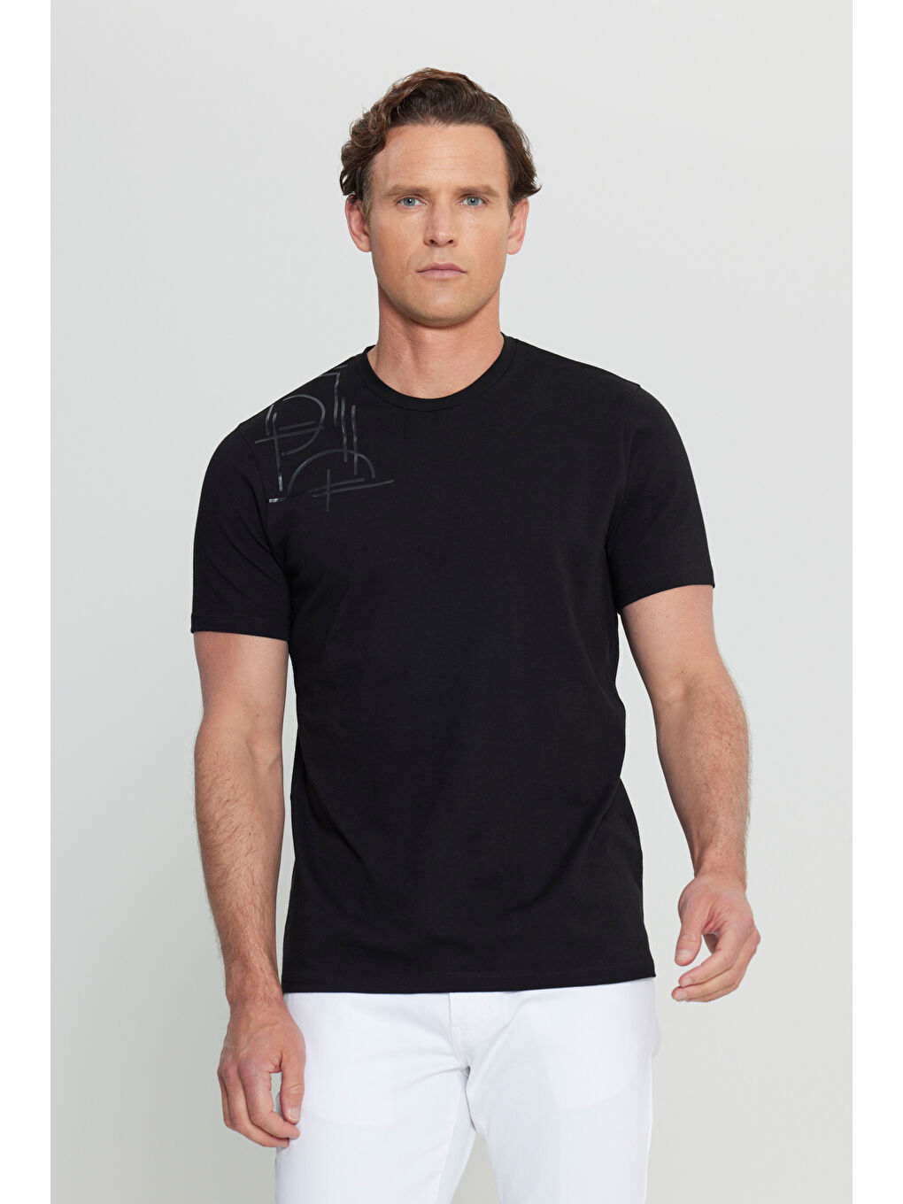 Erkek Siyah Pamuklu Slim Fit Dar Kesim Bisiklet Yaka Baskılı Esnek Tişört-2