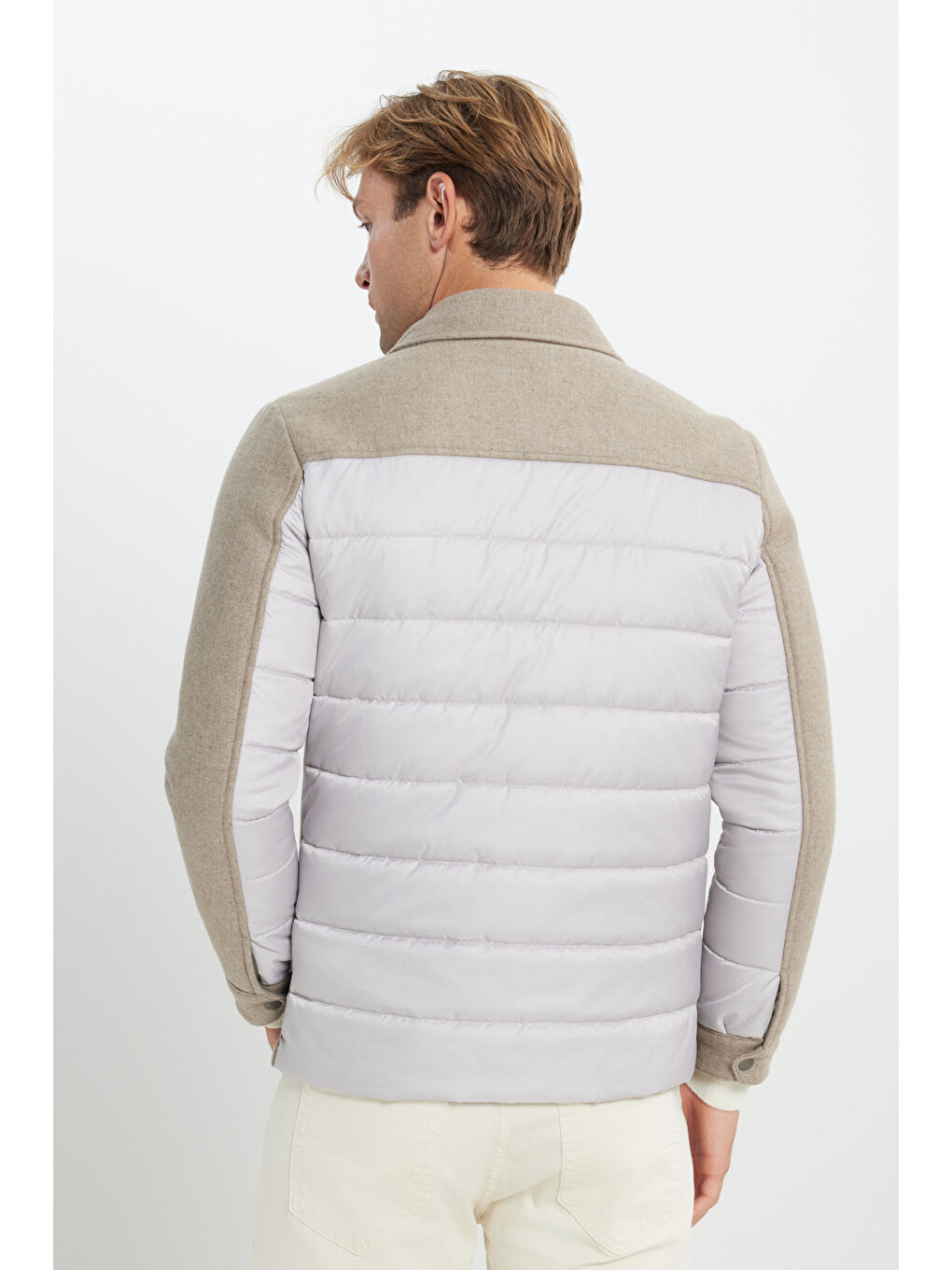 Erkek Bej Standart Fit Normal Kesim Renk Bloklu Yan Cepli Mont-4