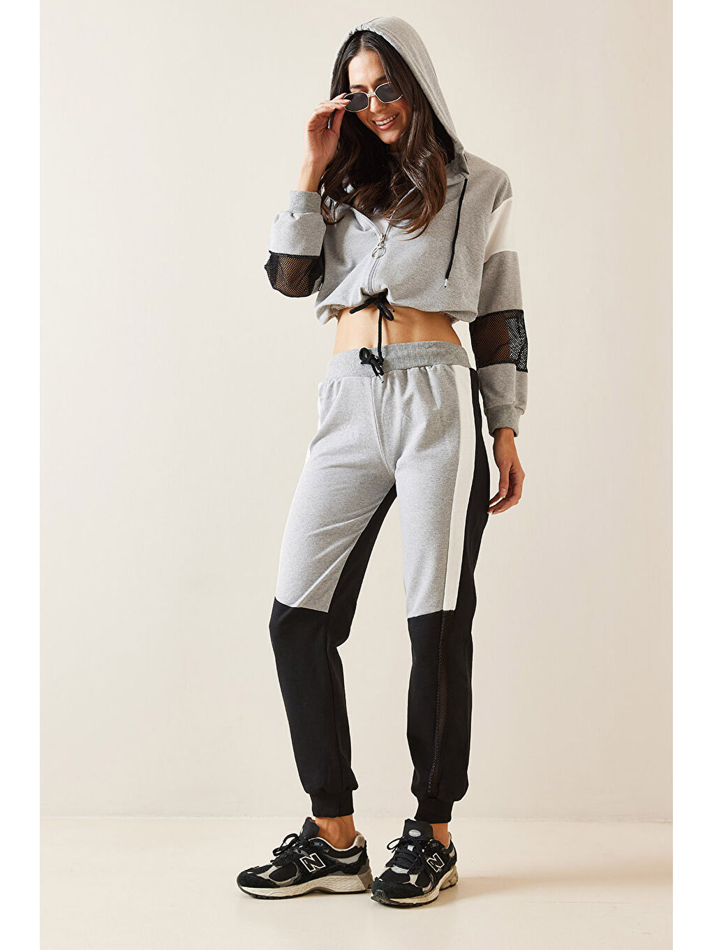 Gri File Detaylı Eşoftman Takım