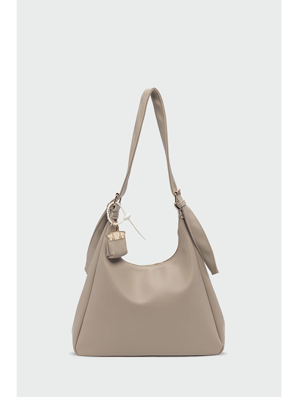 Guts Charmlı Salaş Omuz Çantası Bej