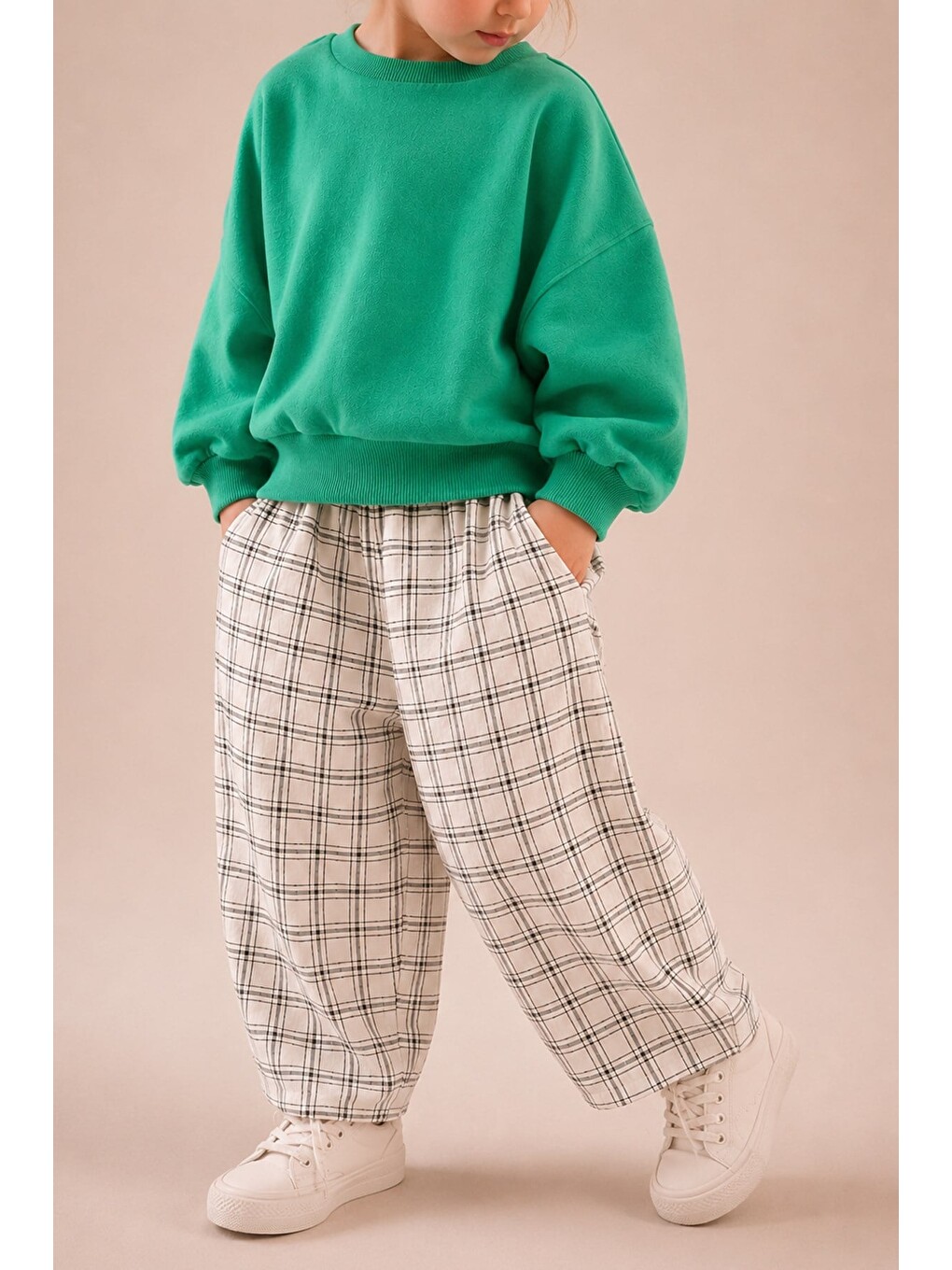 Beyaz Unisex Çocuk Kareli Beli Lastikli Balon Pantolon-1