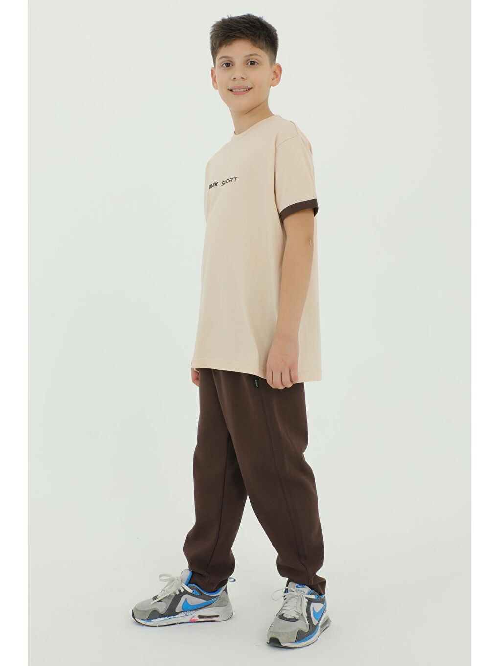 Kahverengi Erkek Çocuk Bel Lastik Detaylı Eşofman Takımı-2