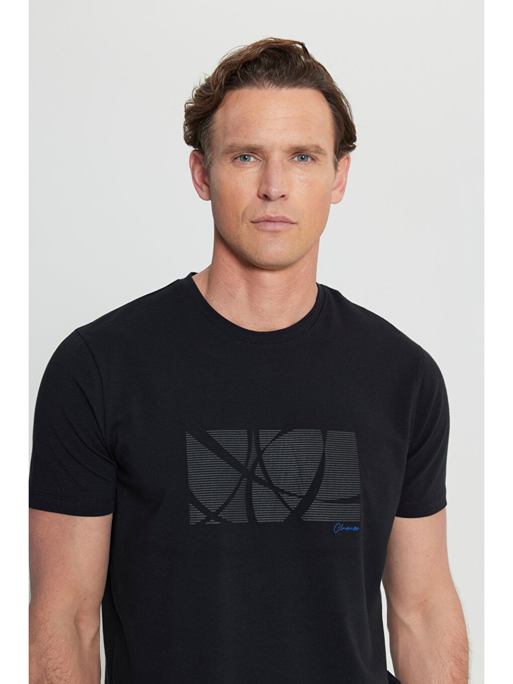 Erkek Siyah Pamuklu Slim Fit Dar Kesim Bisiklet Yaka Baskılı Esnek Tişört-3