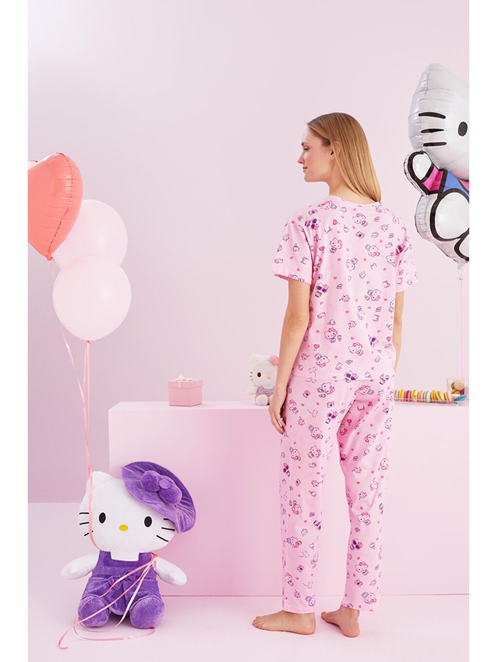 Hello Kitty Lisanslı %100 Pamuk Pembe Çok Renkli Bisklet Yaka Pijama Takım-2