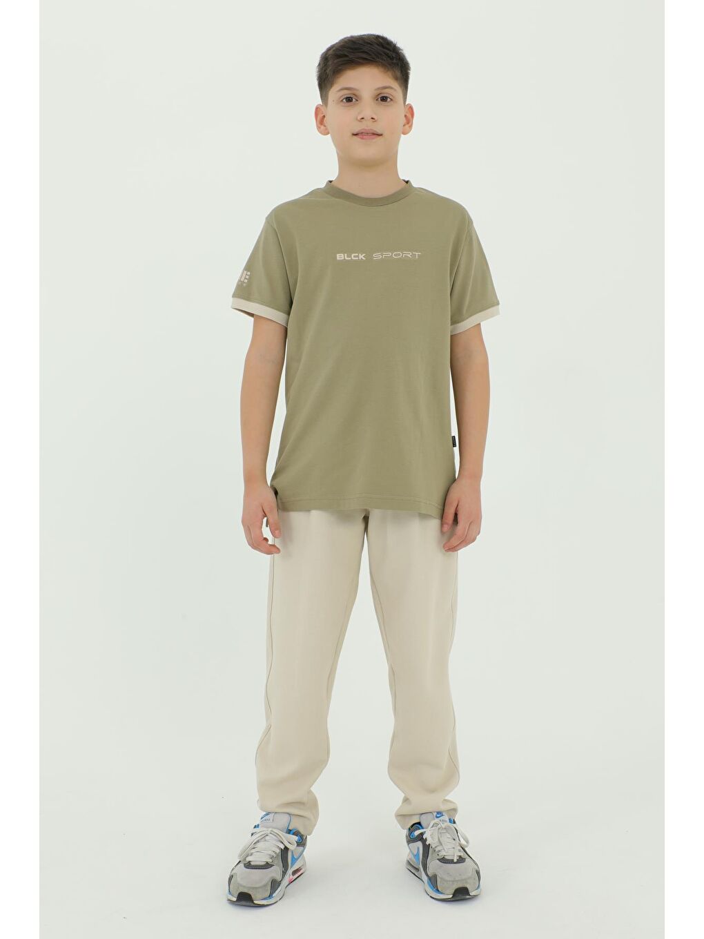 Bej Erkek Çocuk Bel Lastik Detaylı Eşofman Takımı