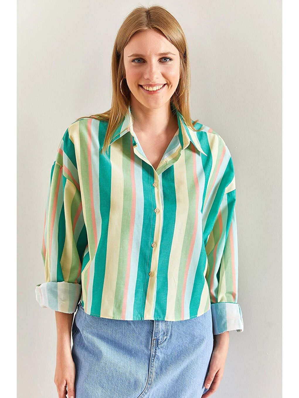 Yeşil Kadın Multi Renkli Kol Katlamalı Poplin Gömlek
