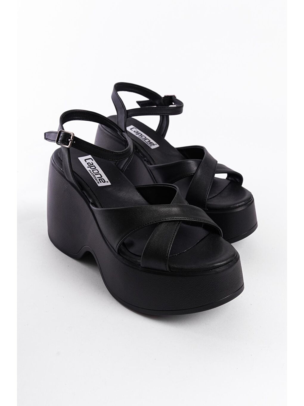 Siyah Yüksek Dolgu Topuk Bilekten Bantlı Kadın Sandalet-4