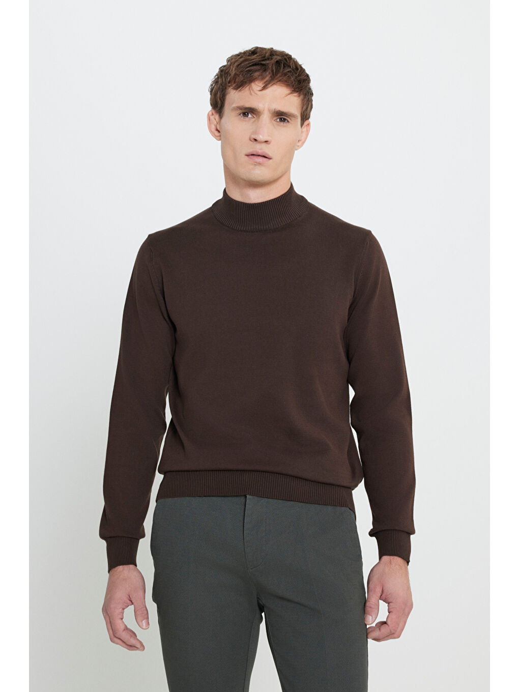 Erkek Kahverengi Pamuklu Standart Fit Normal Kesim Yarım Balıkçı Yaka Triko Kazak-8