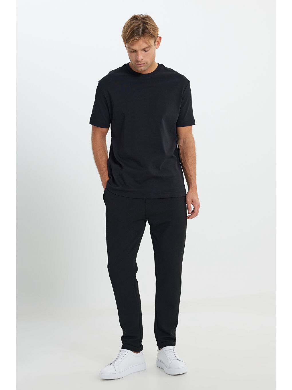 Erkek Siyah Standart Fit Normal Kesim Cepli Esnek Örme Pantolon-2