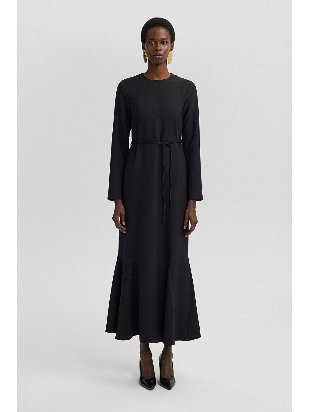 Siyah Saten Garnili Krep Elbise-2