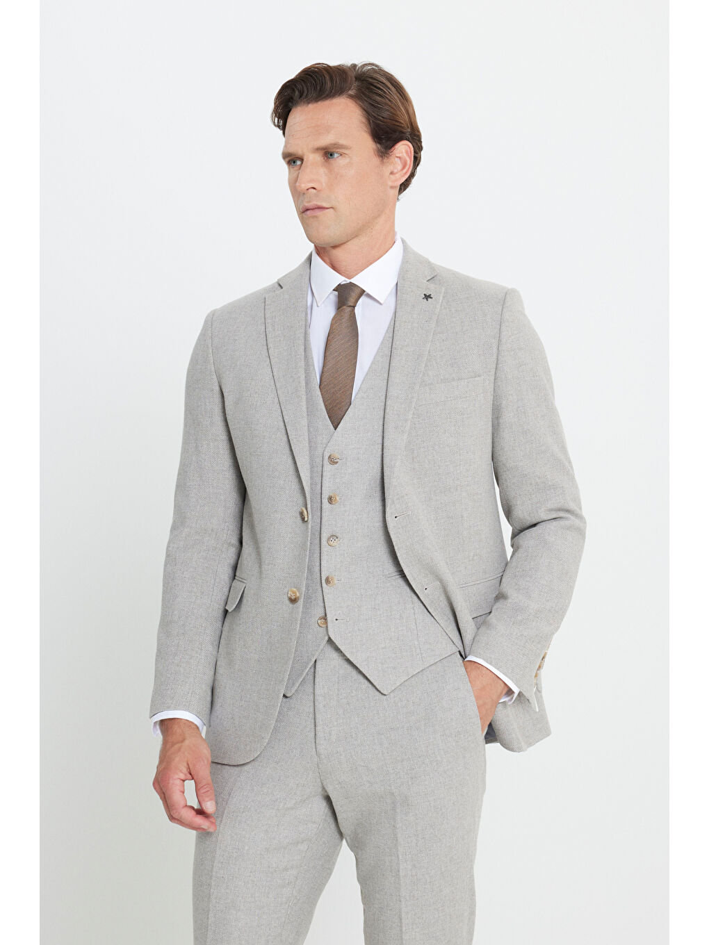 Erkek Bej Yünlü Slim Fit Dar Kesim Mono Yaka Diagonal Desenli Kapak Cepli Yelekli Takım Elbise