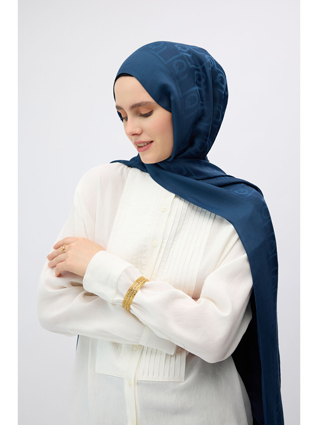 İpek Jakar Monogram Şal Lacivert-2