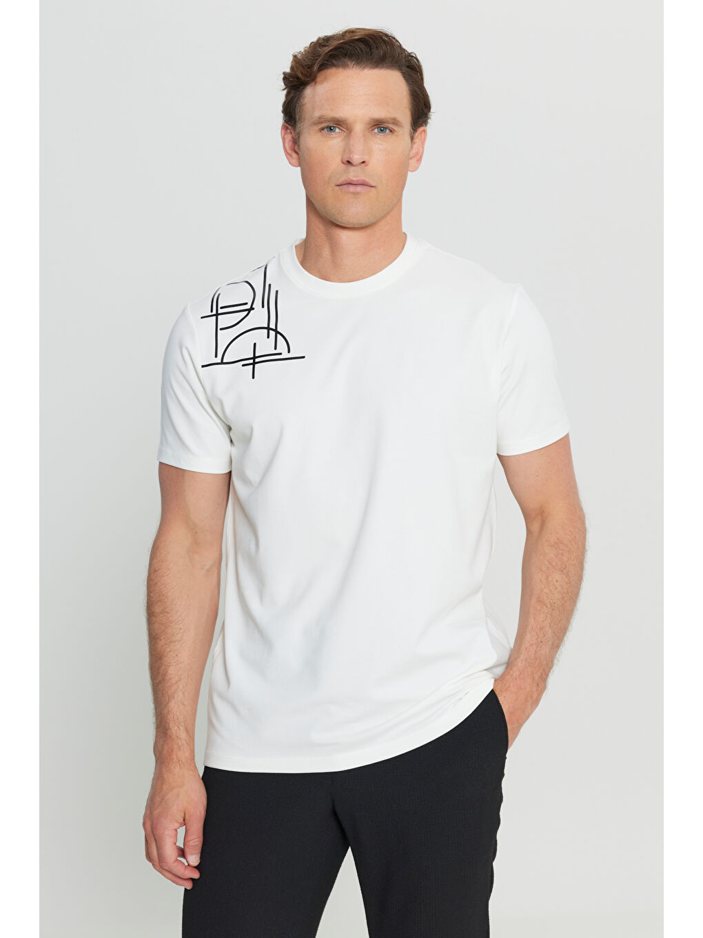 Erkek Ekru Pamuklu Slim Fit Dar Kesim Bisiklet Yaka Baskılı Esnek Tişört