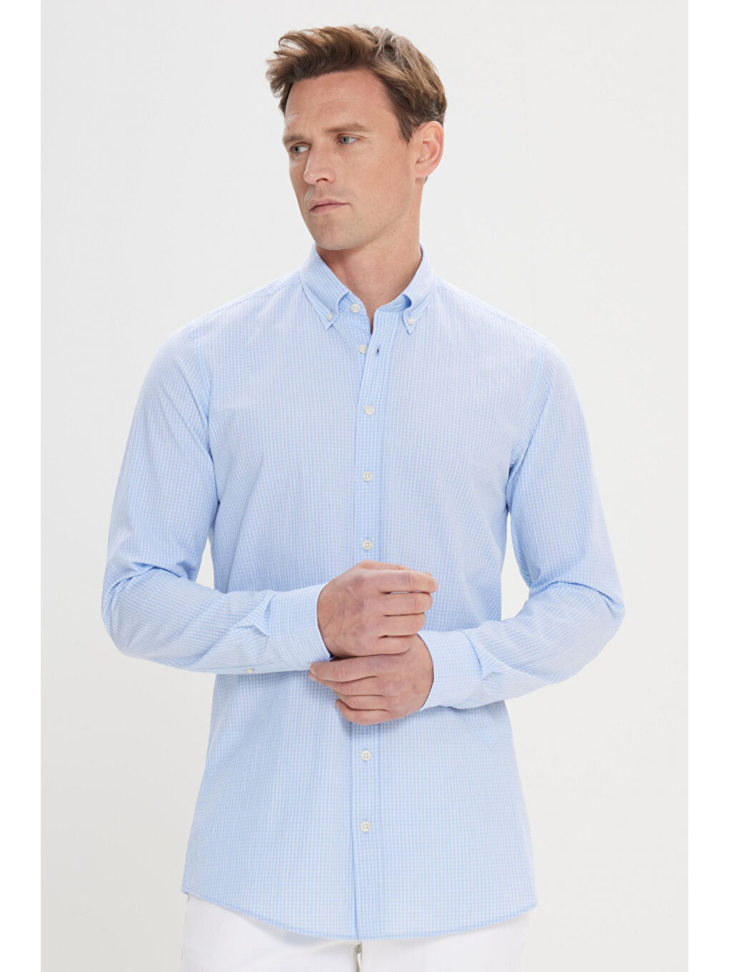 Erkek Beyaz-Mavi Comfort Fit Rahat Kesim Düğmeli Yaka Pamuklu Kareli Gömlek