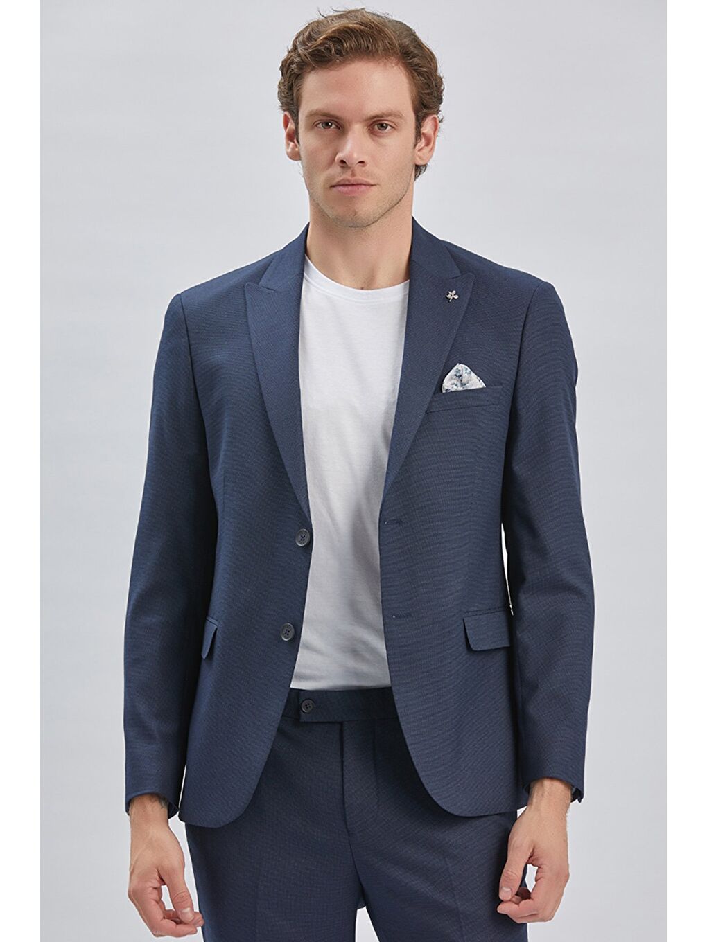 Koyu Lacivert Armürlü Kırlangıç Yaka Astarlı 6 Drop Slim Fit Dar Kesim Takım Elbise 1001240176-5