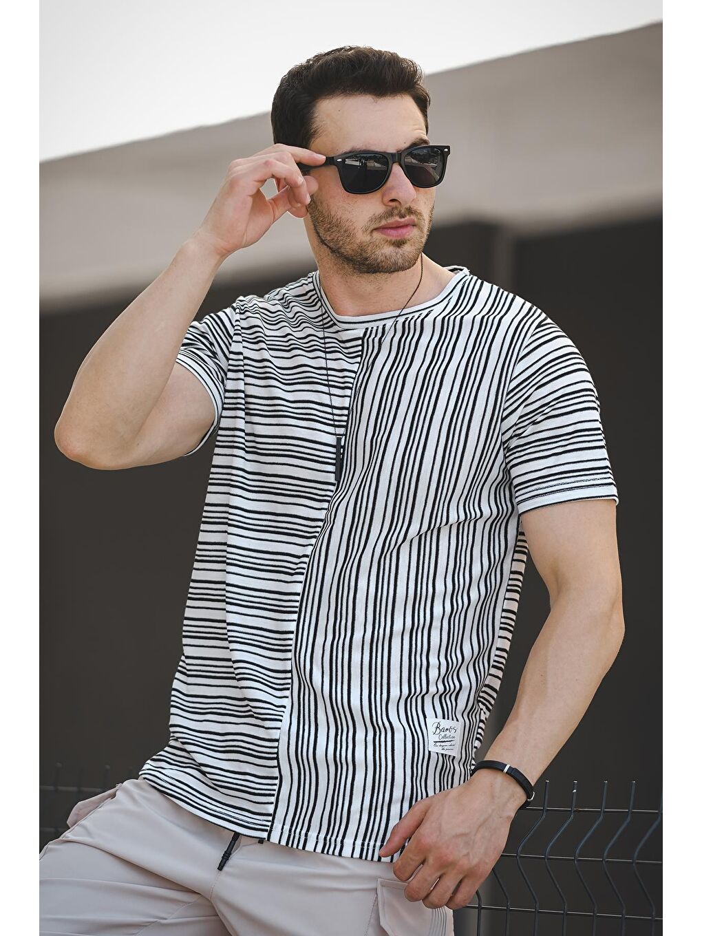 Siyah Nezza Çizgili Parçalı Eteği Oval Slim Fit Likralı Erkek Tişört-2