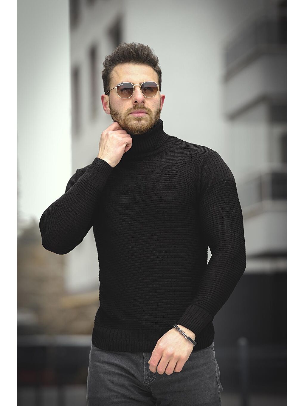 Siyah Çizgili Slim Fit Erkek Boğazlı Kazak