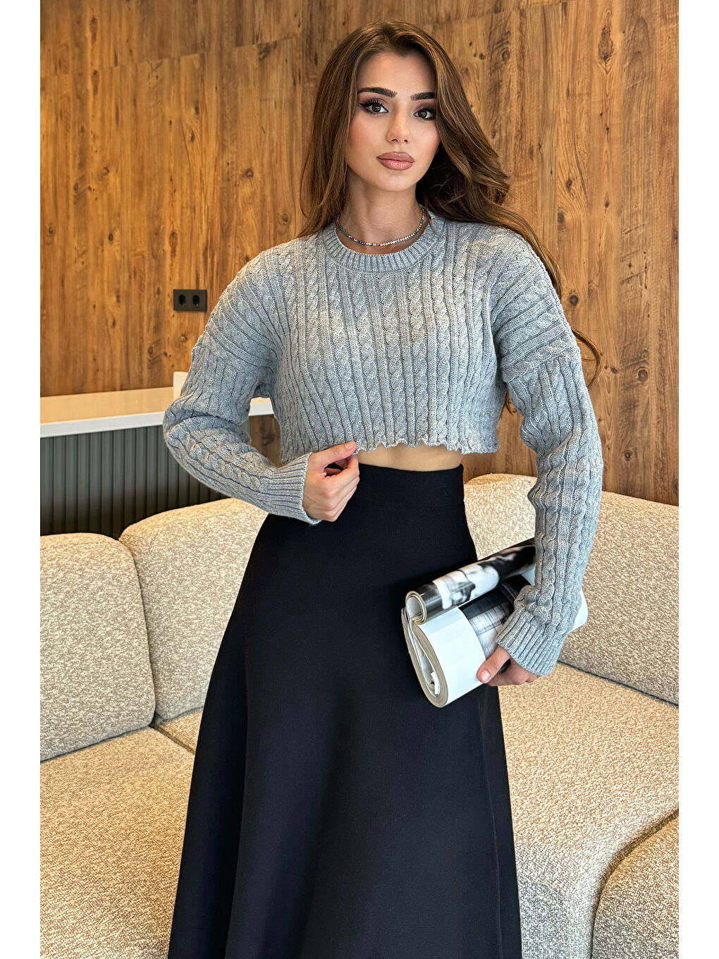 GÜLSELİ Gri Kadın Saç Örgülü Simli Crop Top Triko Kazak - 1