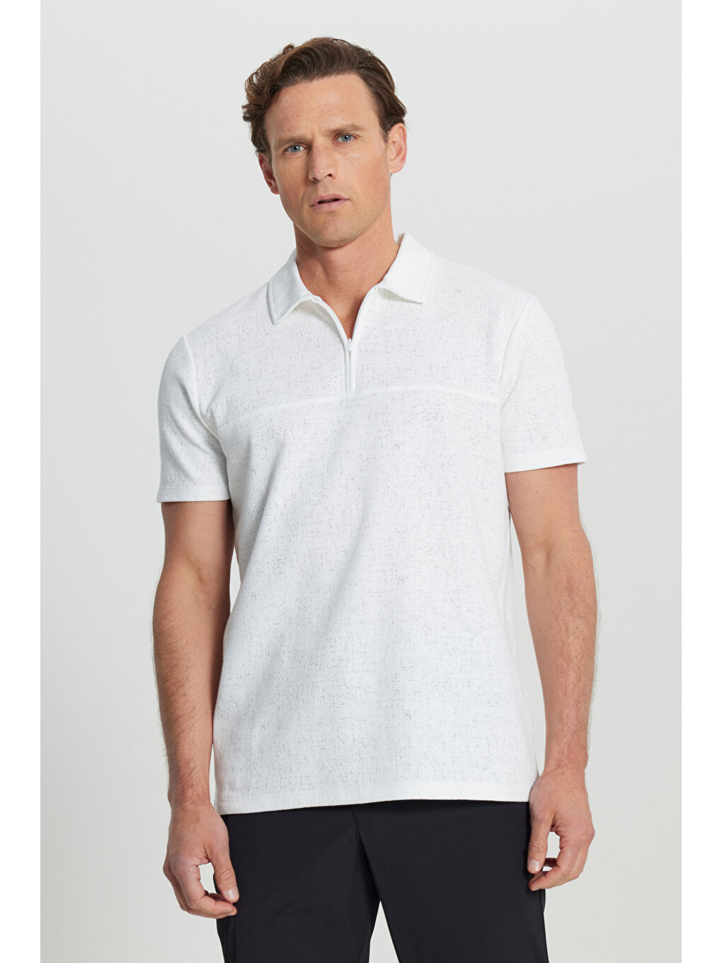 Erkek Ekru Pamuklu Slim Fit Dar Kesim Polo Yaka Jakarlı Esnek Tişört