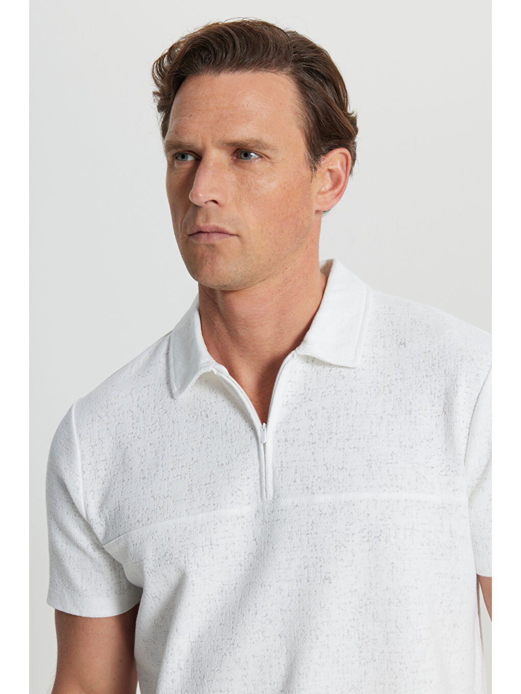 Erkek Ekru Pamuklu Slim Fit Dar Kesim Polo Yaka Jakarlı Esnek Tişört-2