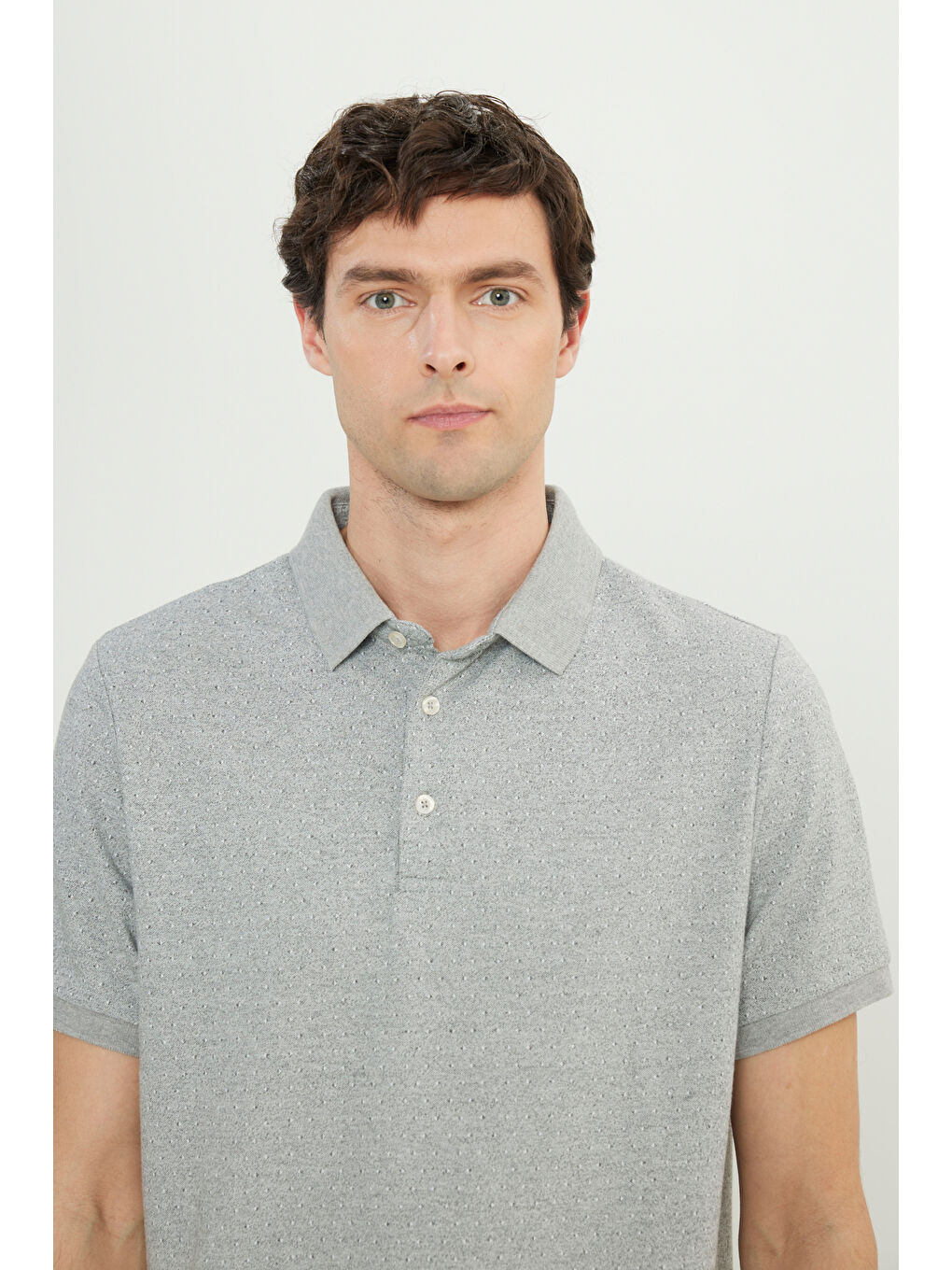 Erkek Beyaz Pamuklu Comfort Fit Rahat Kesim Polo Yaka Jakarlı Tişört-3