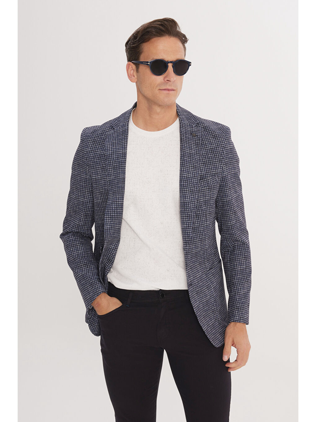 Erkek Lacivert Slim Fit Dar Kesim Mono Yaka Kazayağı Desenli Ceket