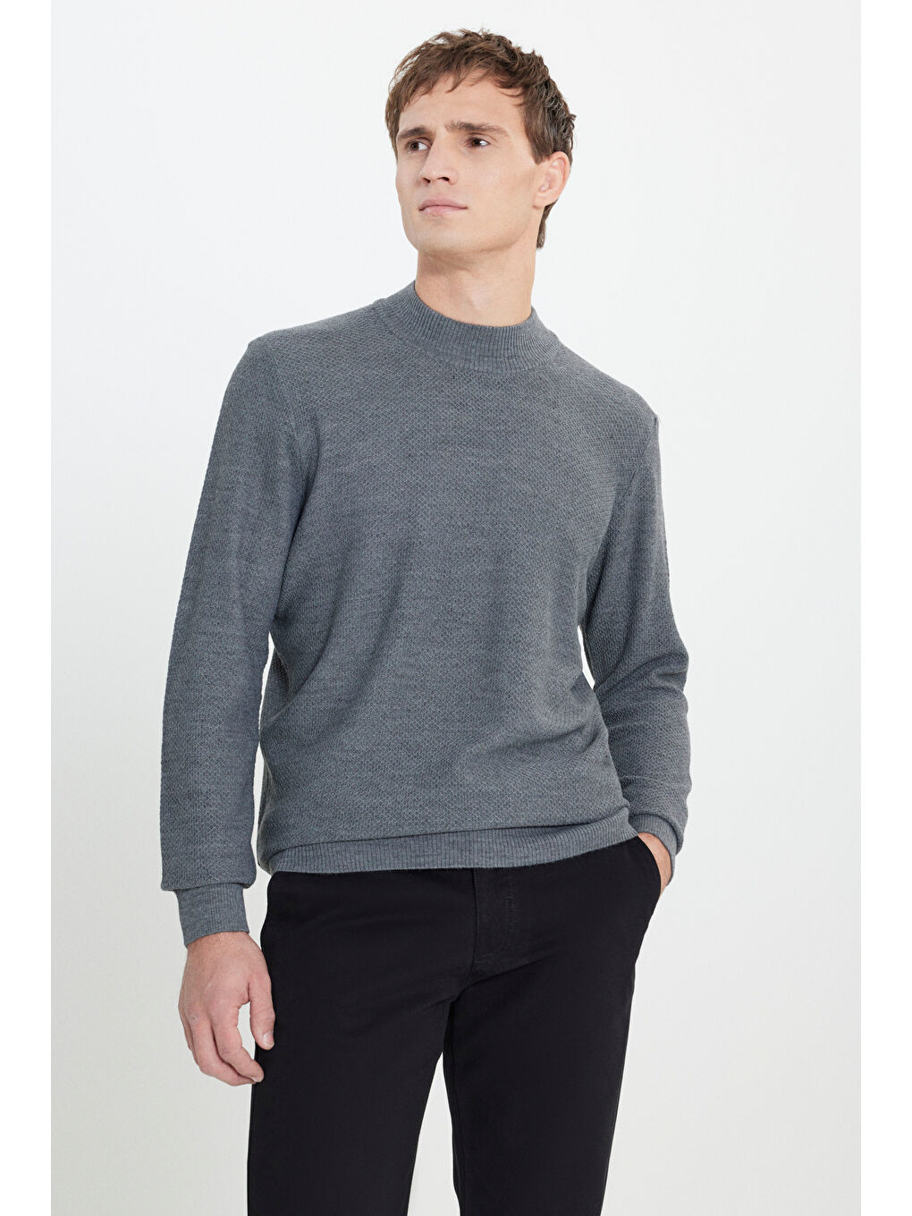 Erkek Gri Melanj Sıcak Tutan Standart Fit Normal Kesim Yarım Balıkçı Yaka Yünlü Triko Kazak-2