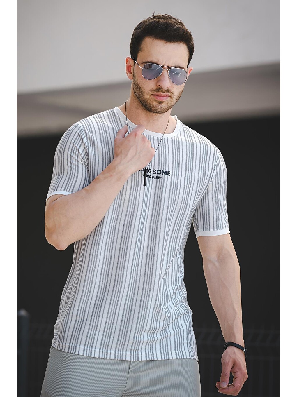 Gri Bring Some Baskılı Çizgili Slim Fit Elastanlı Erkek Tişört