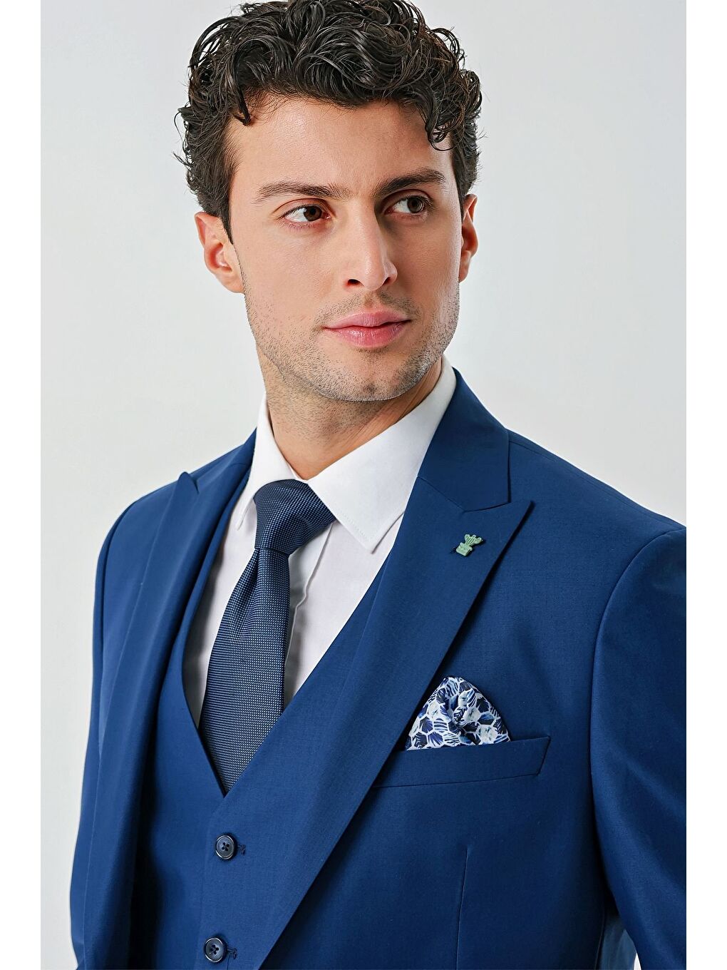 Lacivert Gabardin Kırlangıç Yaka Yelekli 6 Drop Slim Fit Klasik Takım Elbise 1001240187-2