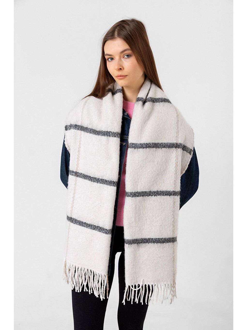 Kadın Ekru Püsküllü Buklet Atkı Şal SAL1293 57x190-2