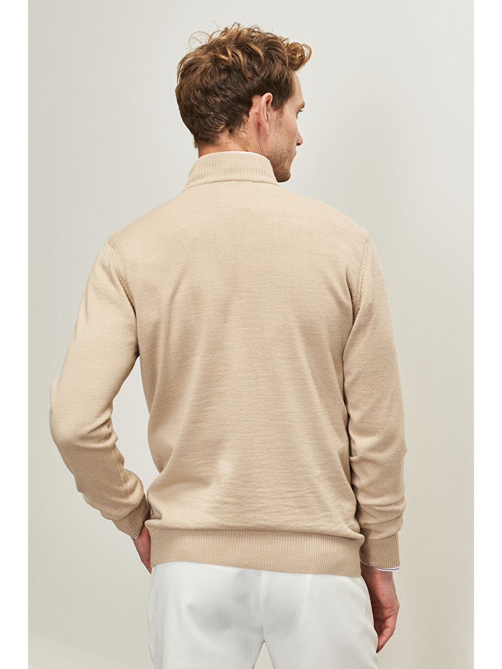 Erkek Bej Standart Fit Normal Kesim Yarım Balıkçı Yaka Yünlü Triko-4