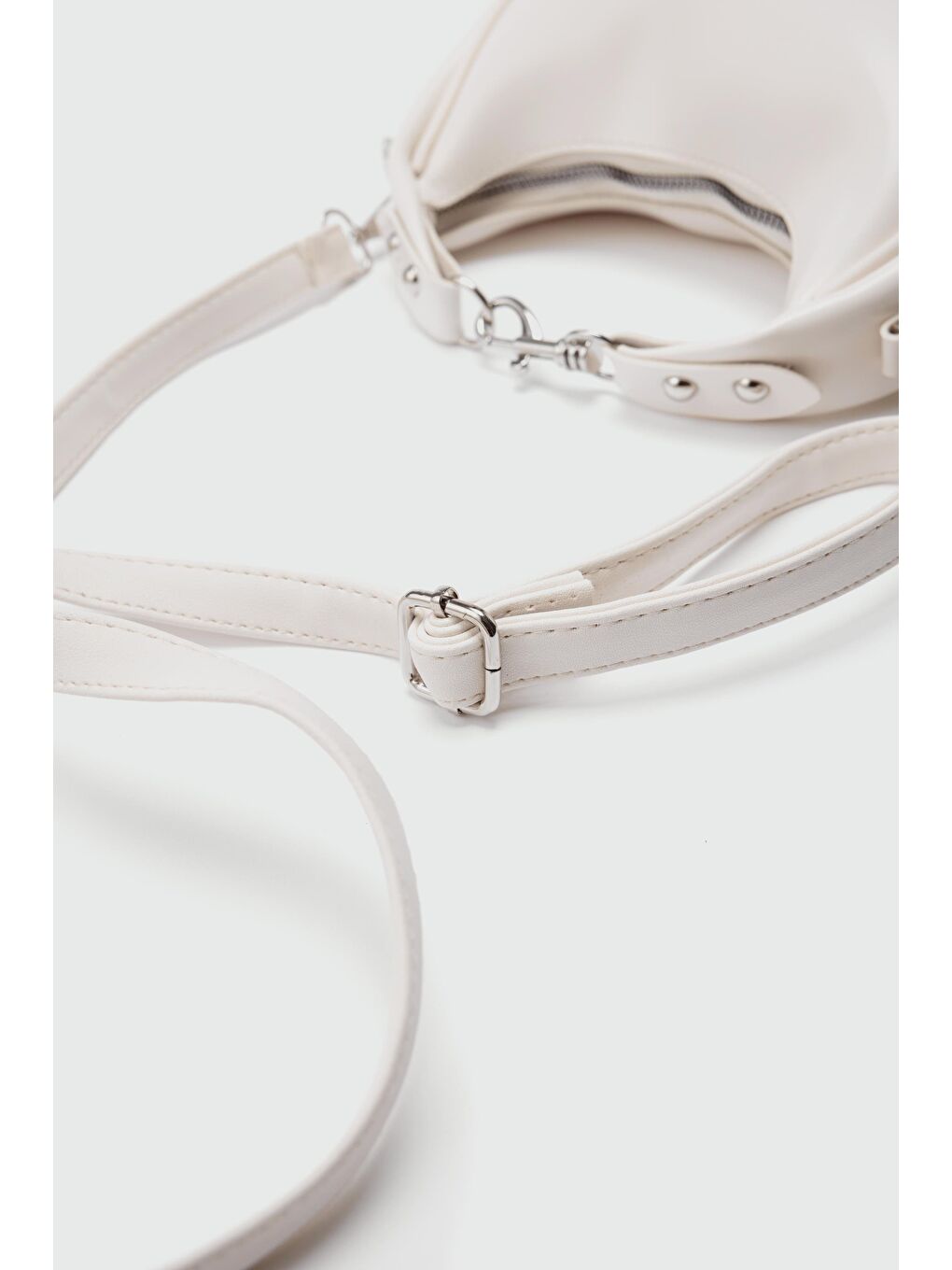 Ekru Jonie Kilit Detaylı Çapraz Çanta Krem-5