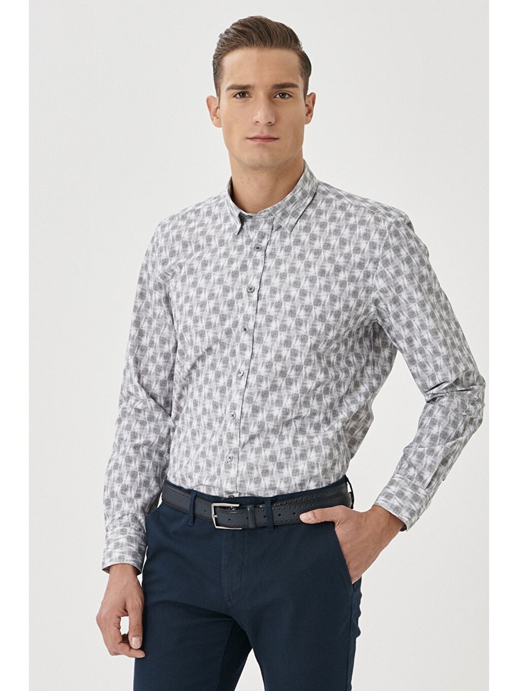 Erkek Açık Gri Slim Fit Dar Kesim Düğmeli Yaka Baskılı Açık Gri Gömlek