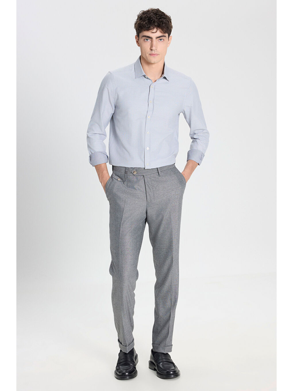 Erkek Beyaz-Lacivert Pamuklu Slim Fit Dar Kesim Klasik Yaka Armürlü Gömlek-1